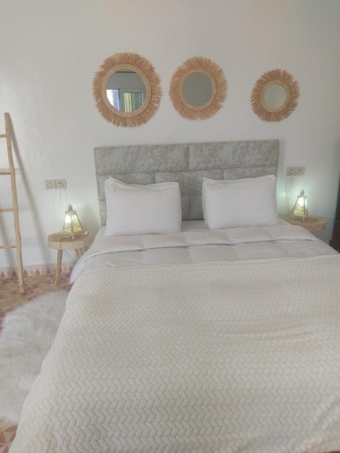 Petit paradis Apartment Sidi Bibi Bagian luar foto